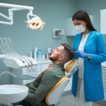 faire blanchir ses dents : les méthodes les plus efficaces en 2023